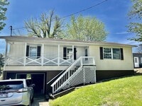 Building Photo - 736 Dayton St