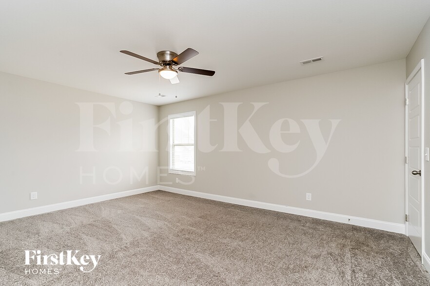 Building Photo - 1186 Ewing Wy