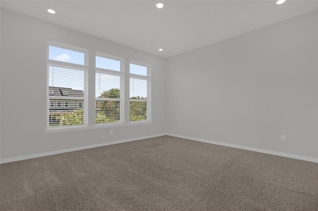 Building Photo - 8629 Tavistock Lakes Blvd