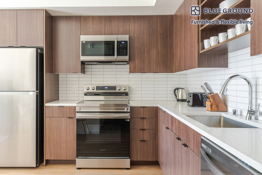 Building Photo - 100 Callan Ave