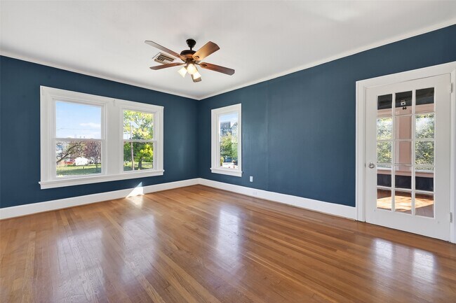 Building Photo - 3410 Austin St