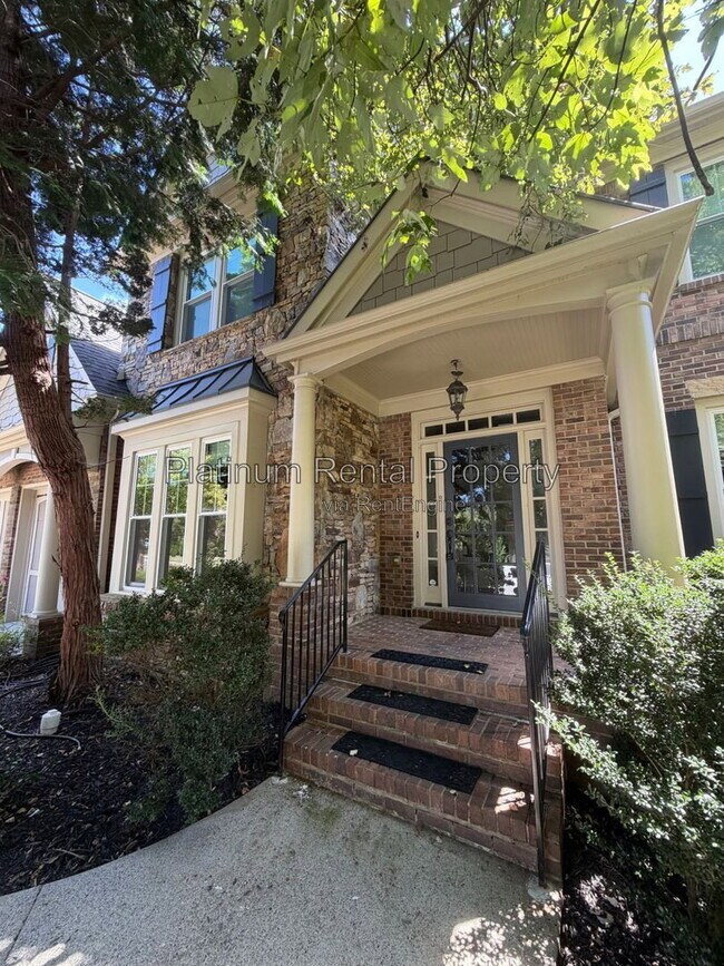 Building Photo - 8015 Wakehurst Pl