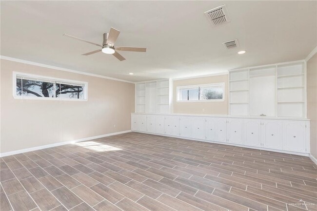 Building Photo - 22 N 8th St