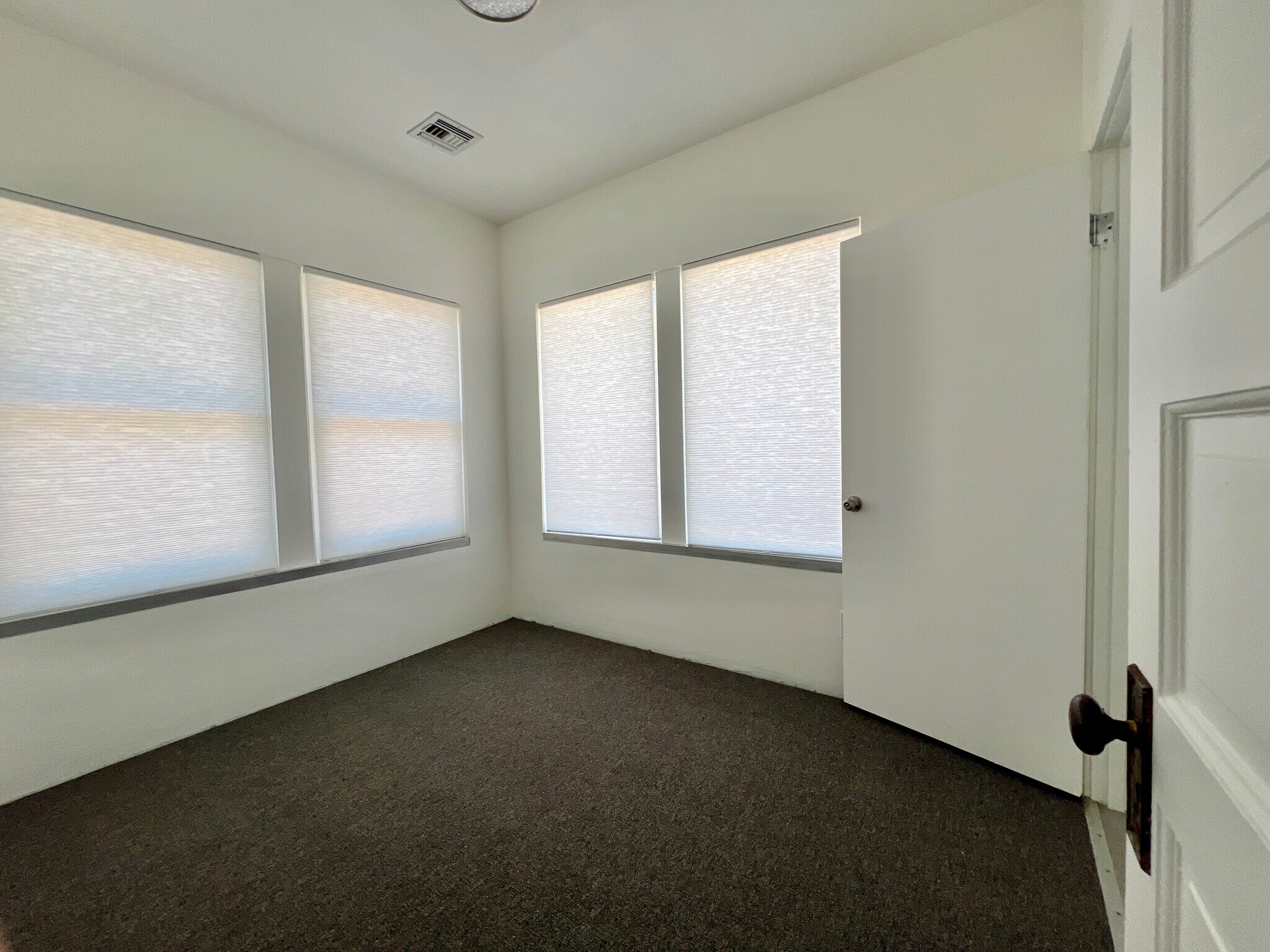 Bedroom #1 - 1121 N 1st Ave