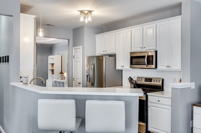 Building Photo - 928 Kite Dr