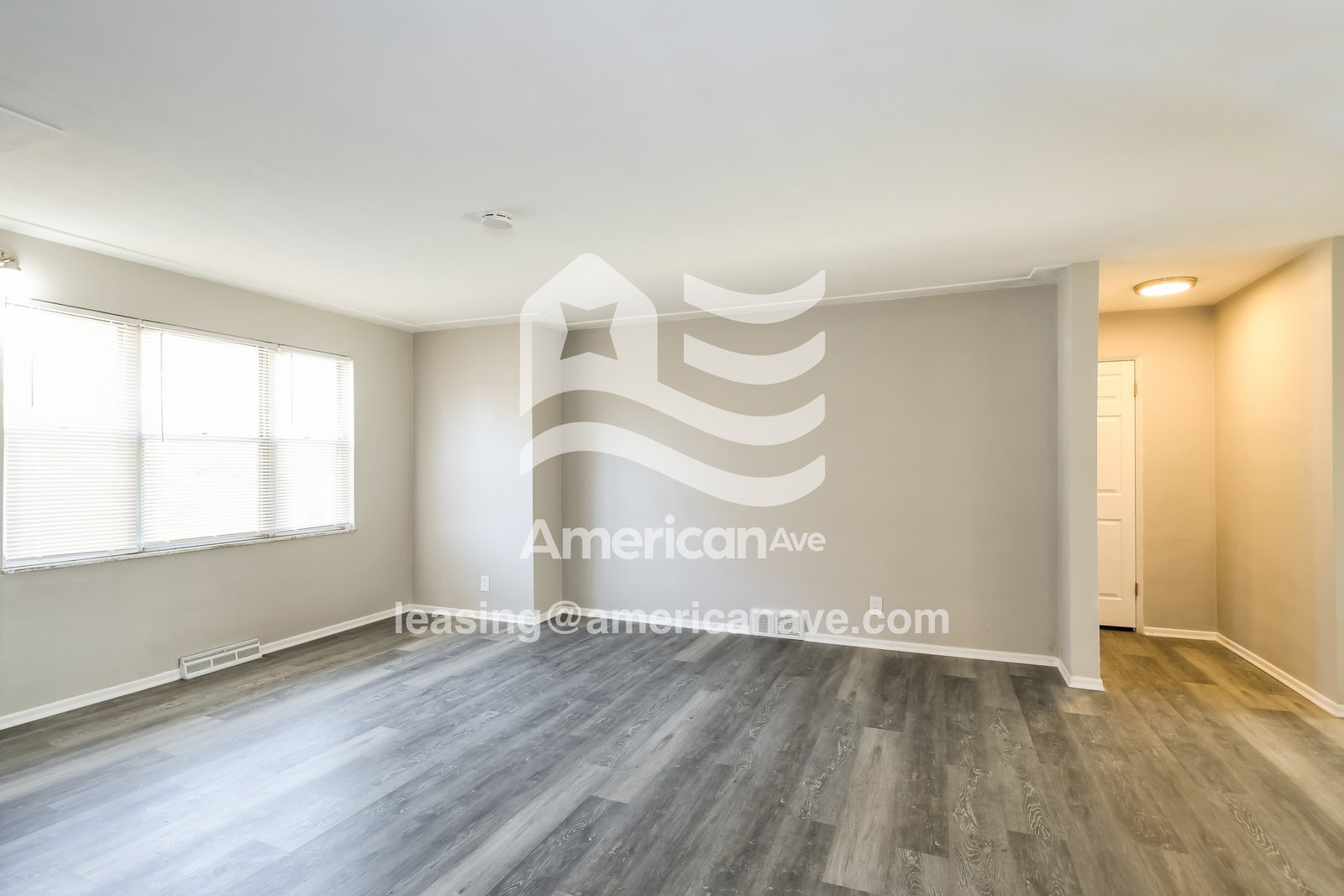 Building Photo - 630 W Adams St