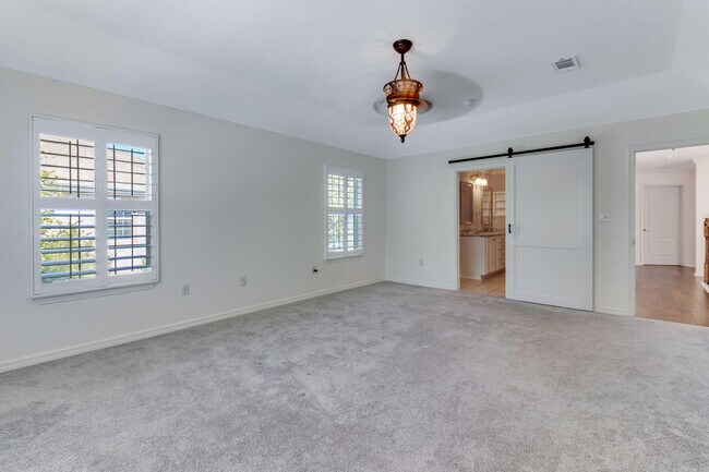 Building Photo - 314 Tequesta Dr