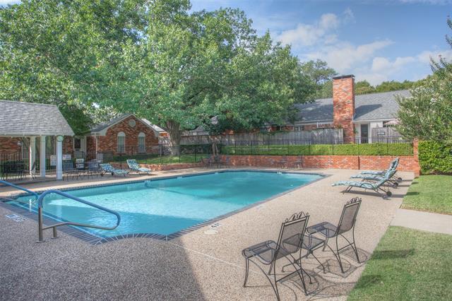 Building Photo - 1029 Roaring Springs Rd