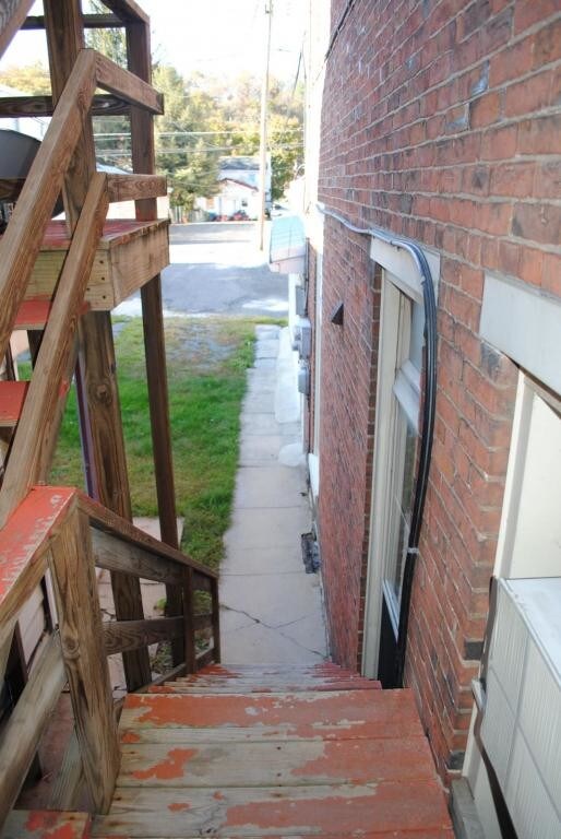 Building Photo - 22 S Second Street Unit B