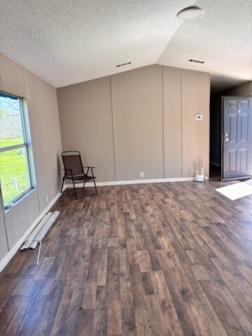 Building Photo - 127 Country Oaks St