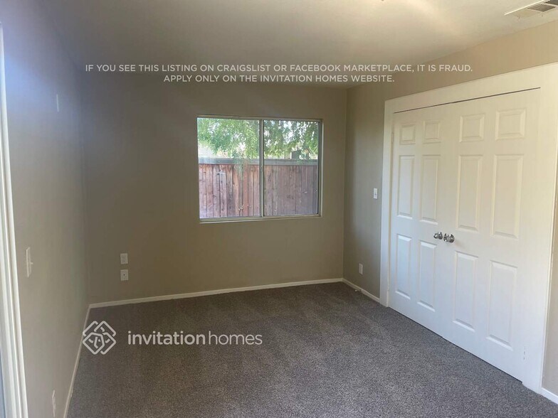 Building Photo - 6990 Malibu Dr