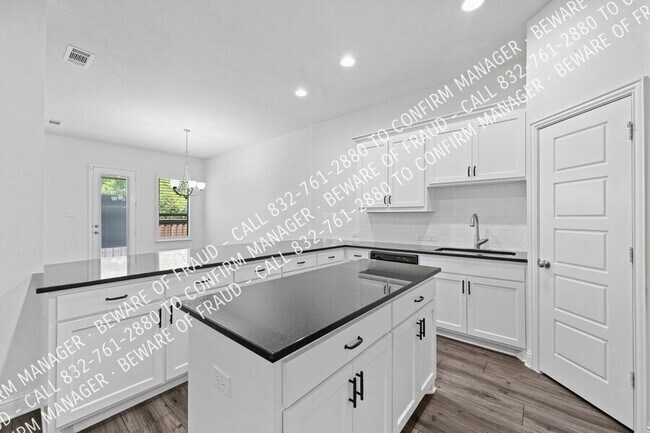 Building Photo - 5305 Winged Foot Dr