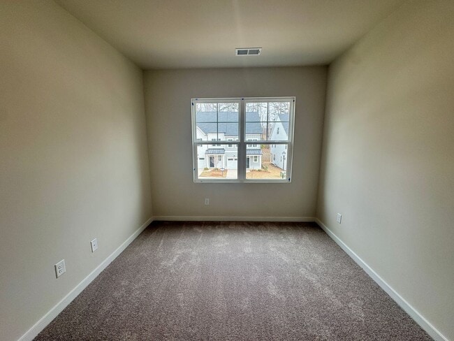 Building Photo - NEW CONSTRUCTION;3BR/2BA Townhome in Griffith Lakes