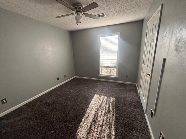 Building Photo - 1968 Calumet Pkwy