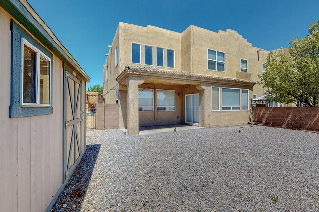 Building Photo - 6512 Los Pueblos Pl NW