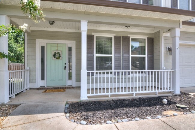 Building Photo - Beautiful 4 Bedroom in Great Neighborhood!