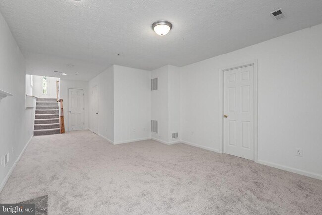 Building Photo - 18506 Carriage Walk Cir