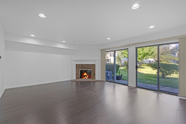 Building Photo - 1239 S Wellington Ct