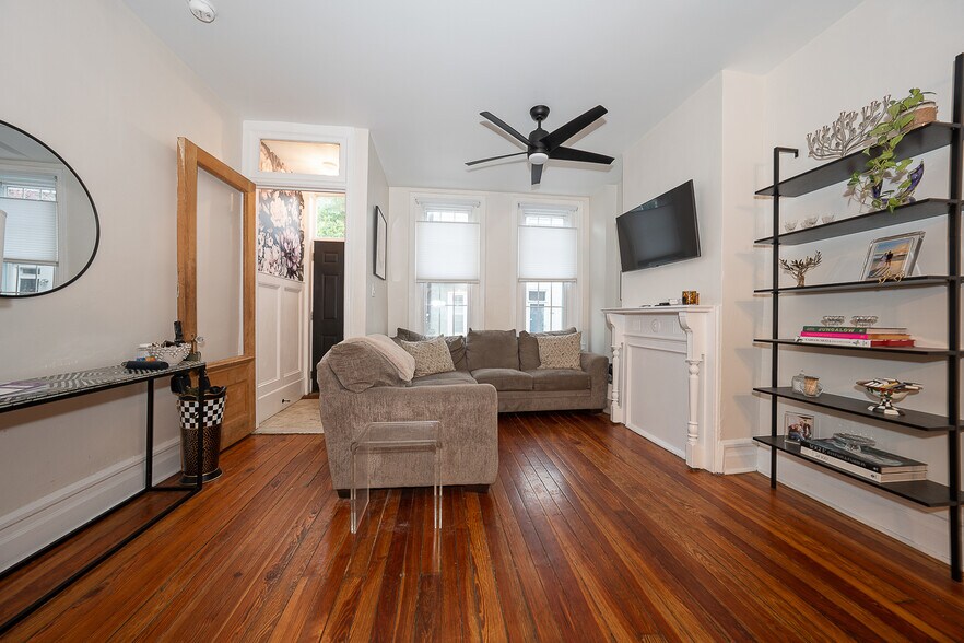 Building Photo - 759 N Judson St