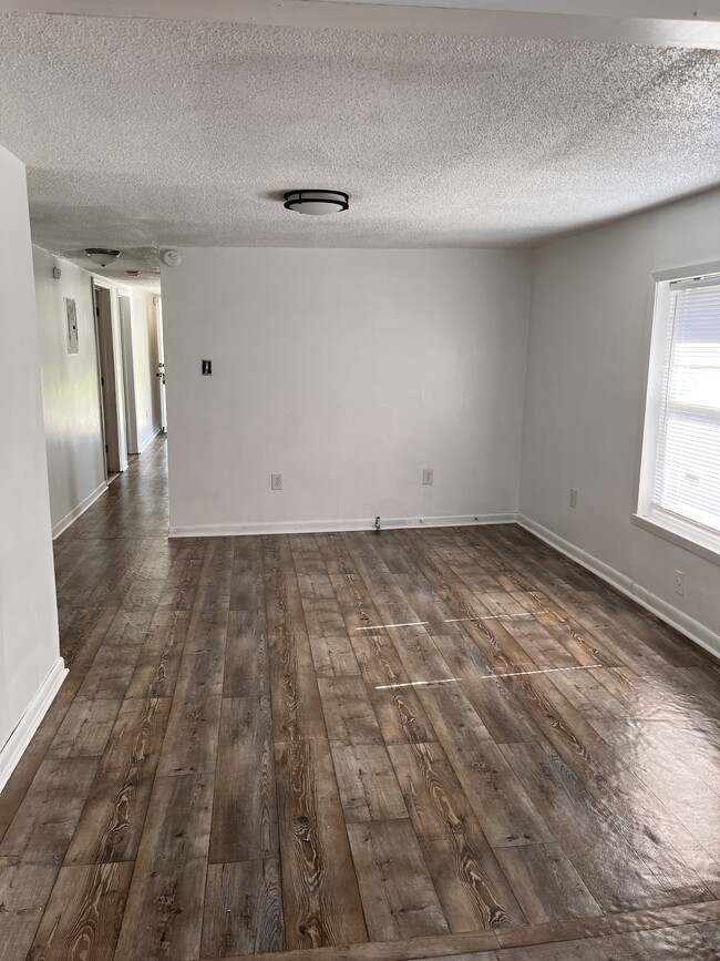 Dinning Room - 1042 Springfield Ave