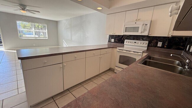 Building Photo - Unit 1 @1407 SE 24TH AVE