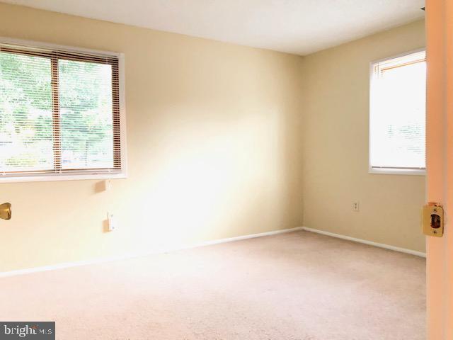 Building Photo - 513 Aspen Dr