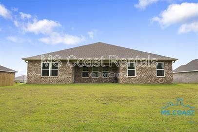 Building Photo - 9384 Cypress Lake Dr