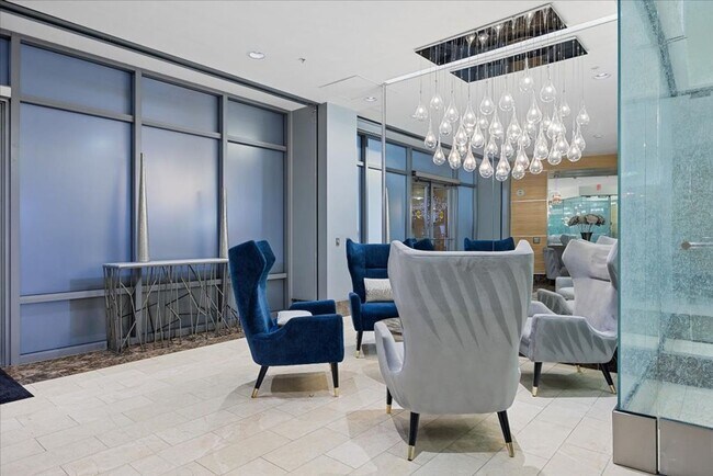 Building Photo - Stunningly Remodeled Studio High-Rise Unit For Rent