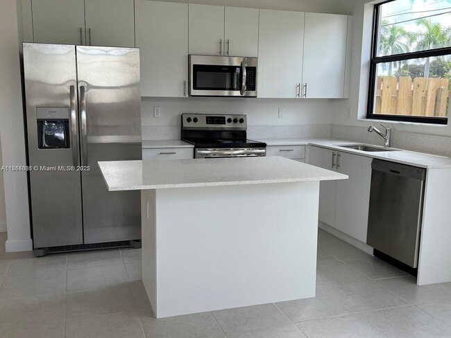 Building Photo - 13364 SW 287th Ter