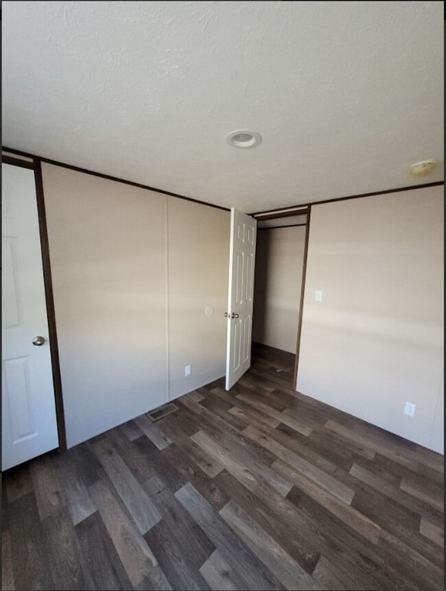 Building Photo - NOW ACCEPTING APPLICATIONS: Madison Co- Colbert, GA- Three Bedroom and Two Bathroom Manufactured ...