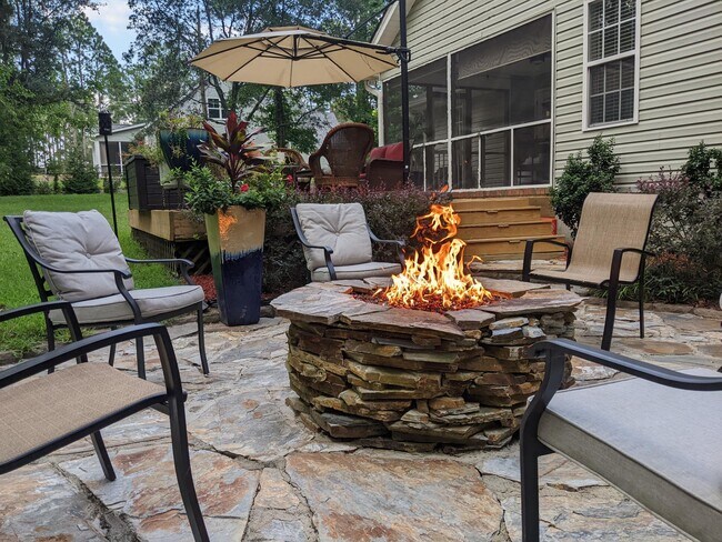 Building Photo - 89 Sandpiper Dr