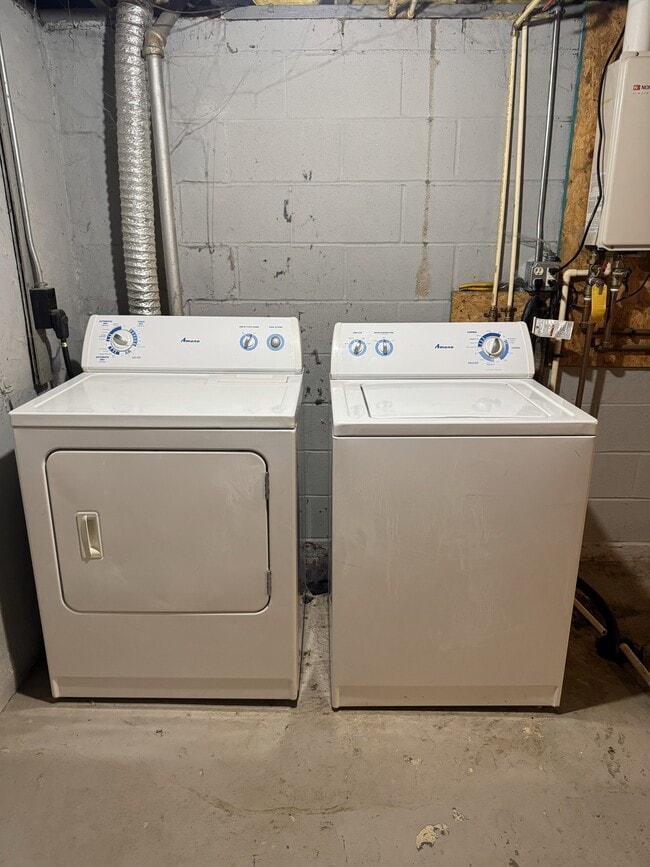 Building Photo - 500 Sunset Blvd