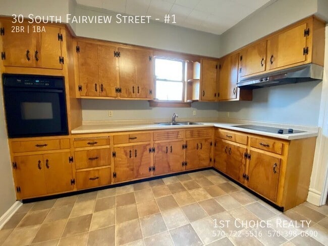 Building Photo - 30 S Fairview St