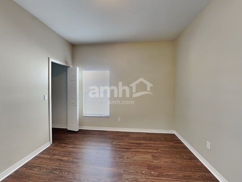 Building Photo - 432 York Dale Dr