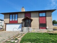 Building Photo - 321 S Adams St