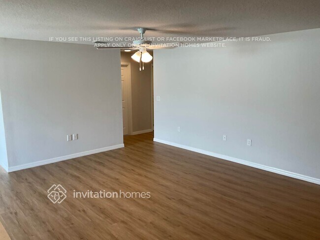 Building Photo - 771 Upland Ave SE