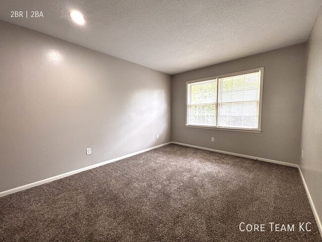 Building Photo - 4723 Mercier St