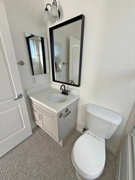 Building Photo - 4638 Sepulveda Blvd