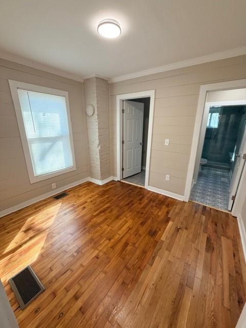 Building Photo - 1332 McClelland Ave