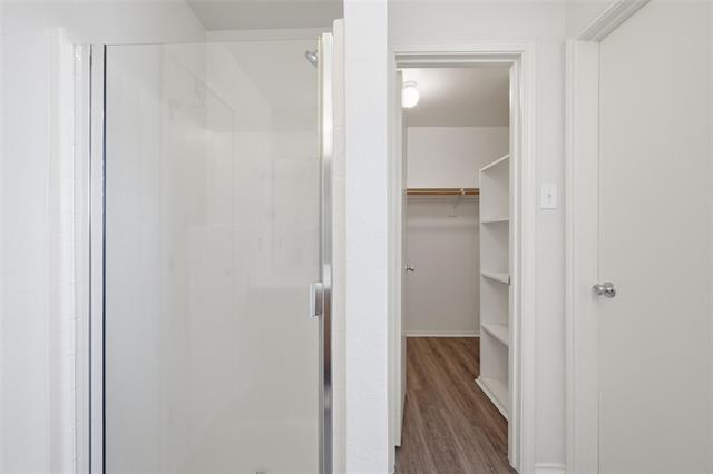 Building Photo - 518 Niagara Falls Dr