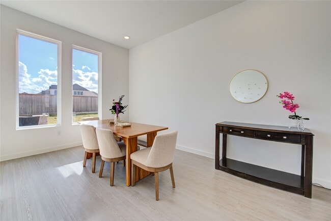 Building Photo - 21255 Doubtful Cyn Dr