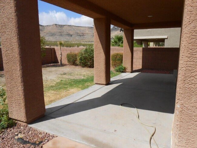 Building Photo - Beautiful Large Home in SW Las Vegas