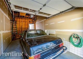 Building Photo - 2 br, 2 bath House - 19 W Locke Ln Unit U3