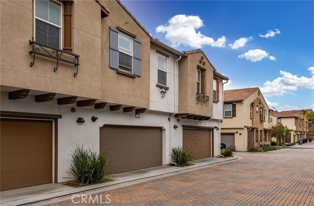 Building Photo - 40264 Calle Real