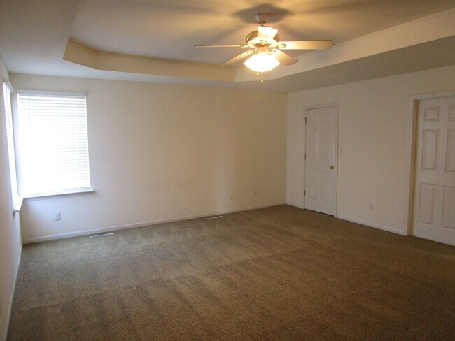 Building Photo - 1704-1706-1706 Juniper Dr