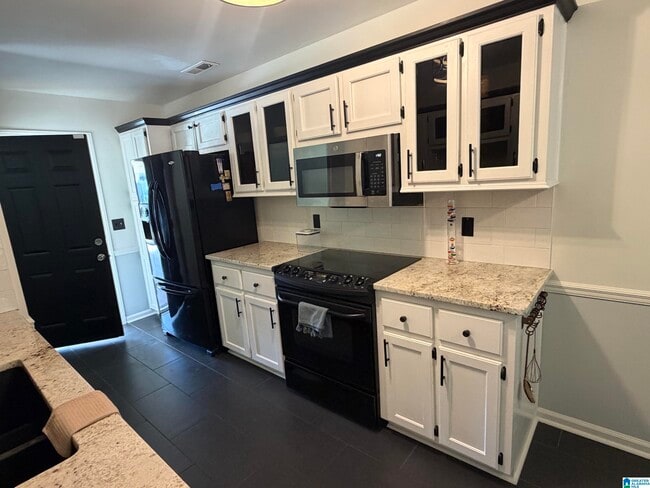 Building Photo - 8012 Rockhampton Cir