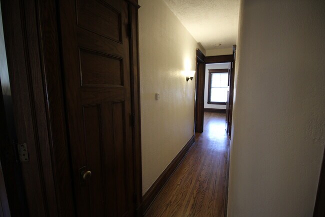 Building Photo - 639 Park Avenue Apt #3