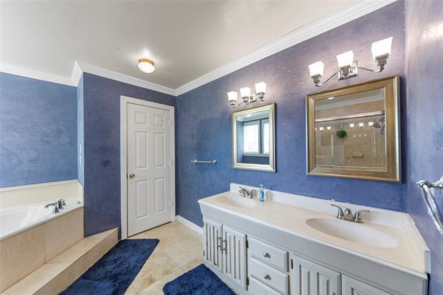 Building Photo - 5826 Pleasant Valley Rd