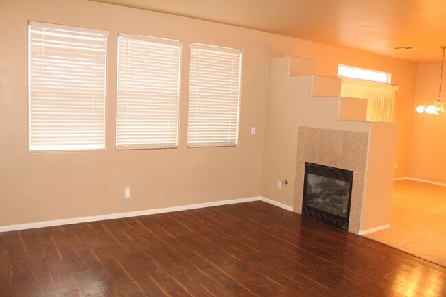 Building Photo - Beautiful 3 bedroom home in Southern Highl...