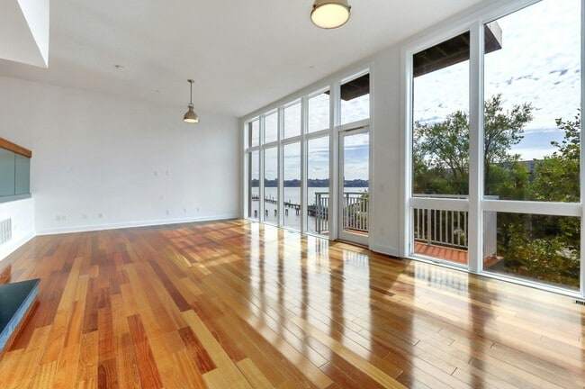 Building Photo - 22 Vela Way